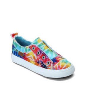 Blowfish Malibu Women's Play Sneaker - Rainbow tie dye